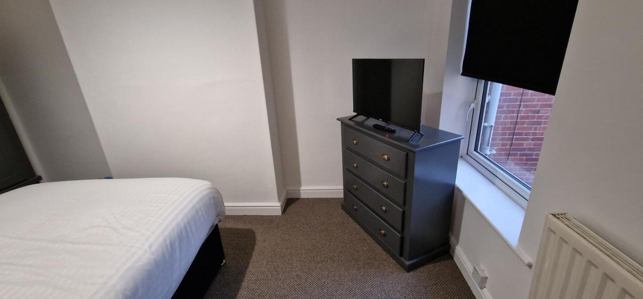 Self Check In Apartment Донкастер Экстерьер фото